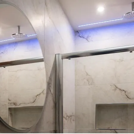 Apartamento Unique Suite Design Milan Center Milão
