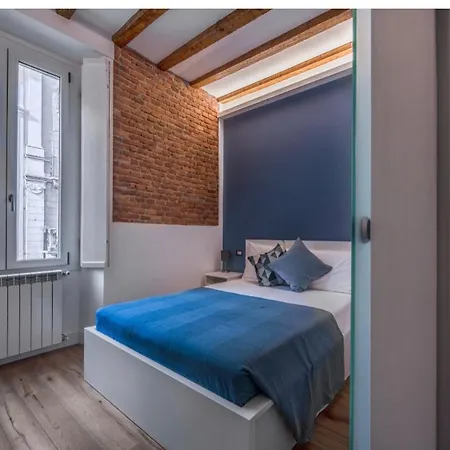 Unique In Center Apartment Mailand